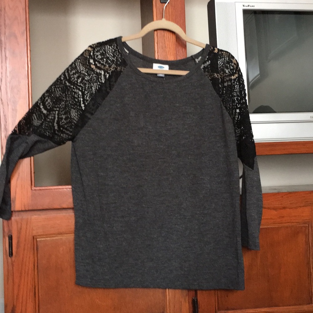 Women’s Heather Gray Old Navy Sweater with Black Crochet Shoulder Detail Sleeves